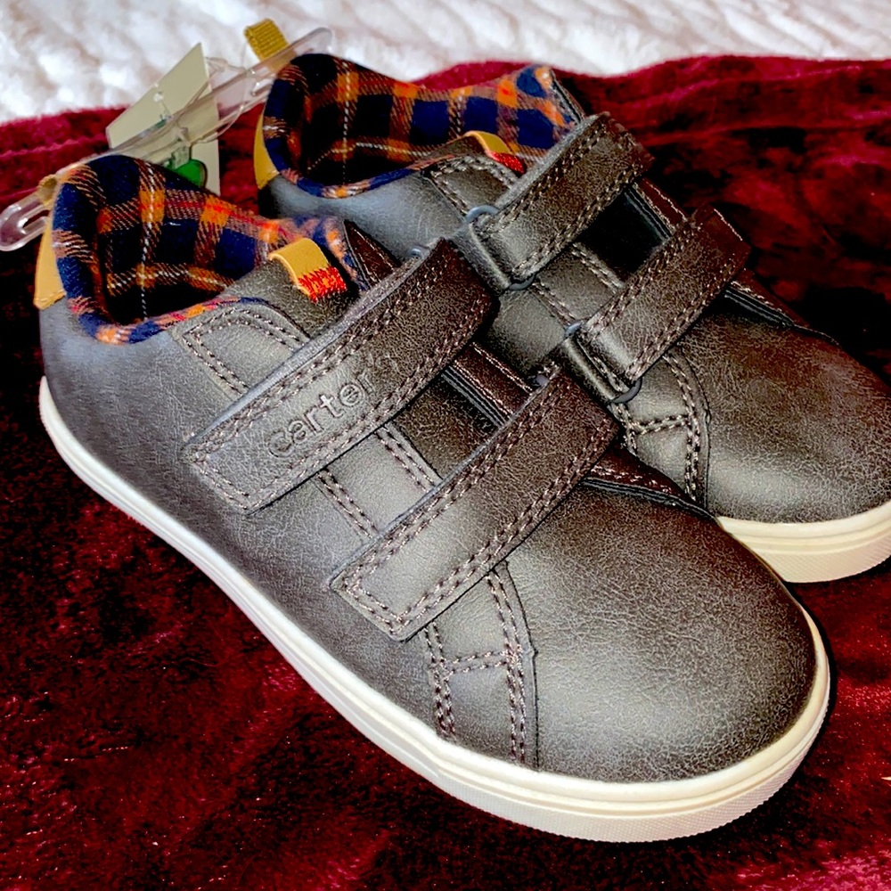 BRAND NEW Carter’s Boys size 11 Shoes